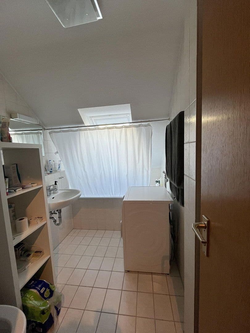 Pronájem bytu 2+1 40 m², Winterstr. 1, Karlsruhe, Bádensko-Württembersko Pronájem bytu 2+1 40 m², Winterstr. 1, Karlsruhe, Bádensko-Württembersko