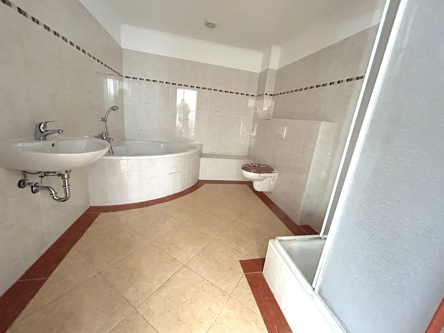 Pronájem bytu 3+1 94 m², Alte Gärtnerei 1, Ketzin/Havel, Braniborsko Pronájem bytu 3+1 94 m², Alte Gärtnerei 1, Ketzin/Havel, Braniborsko