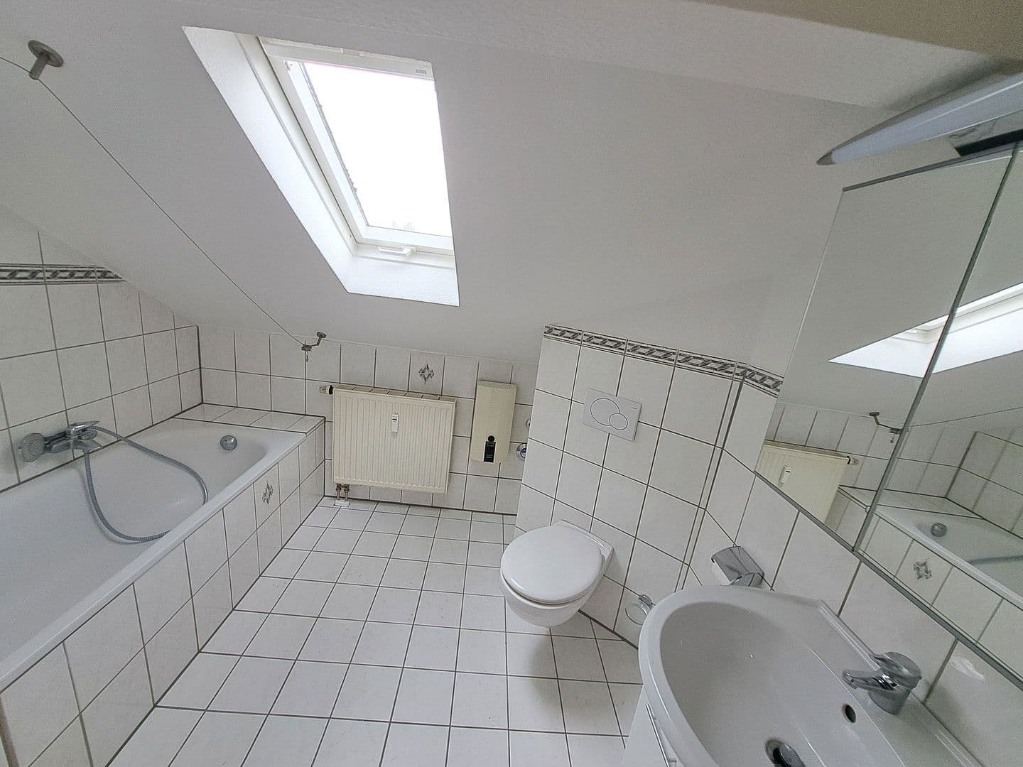 Pronájem bytu 2+1 53 m², Rastatt, Bádensko-Württembersko Pronájem bytu 2+1 53 m², Rastatt, Bádensko-Württembersko