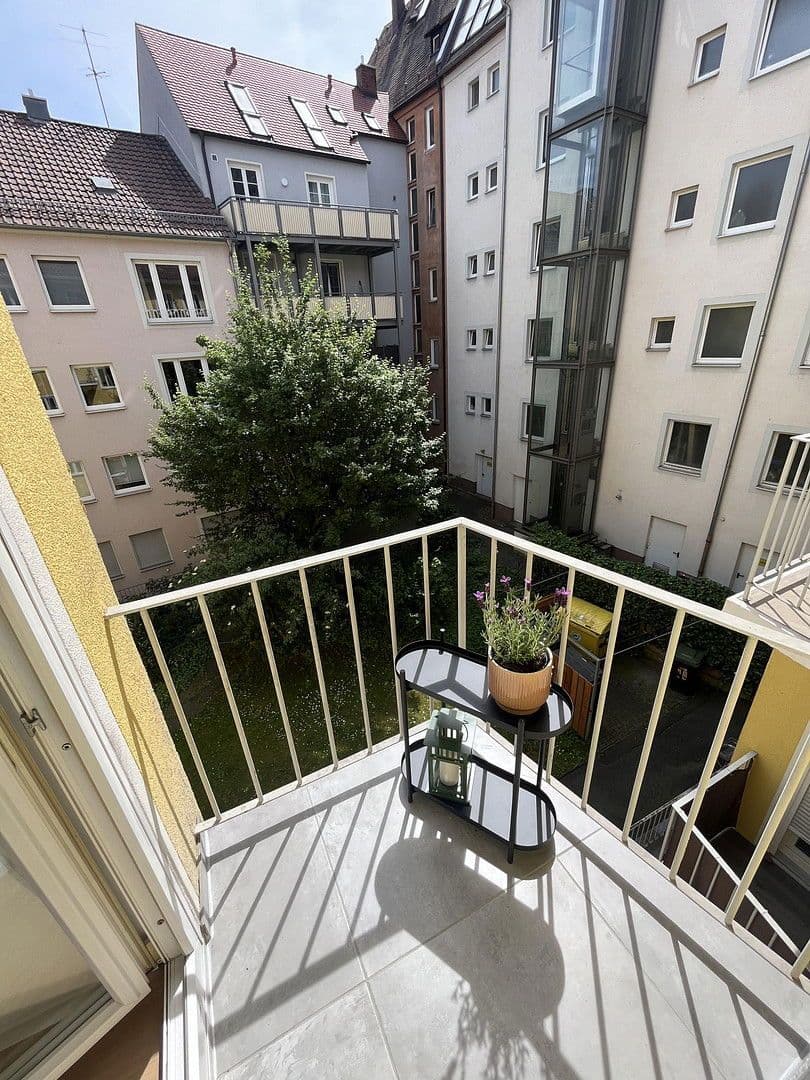 Pronájem bytu 2+1 47 m², Obere Kreuzgasse 17, Nürnberg, Bavorsko Pronájem bytu 2+1 47 m², Obere Kreuzgasse 17, Nürnberg, Bavorsko