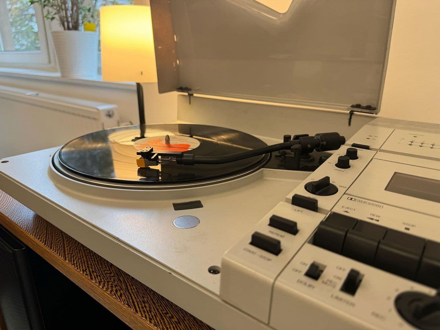 Pronájem kanceláře 135 m², Stuttgart, Bádensko-Württembersko Pronájem kanceláře 135 m², Stuttgart, Bádensko-Württembersko