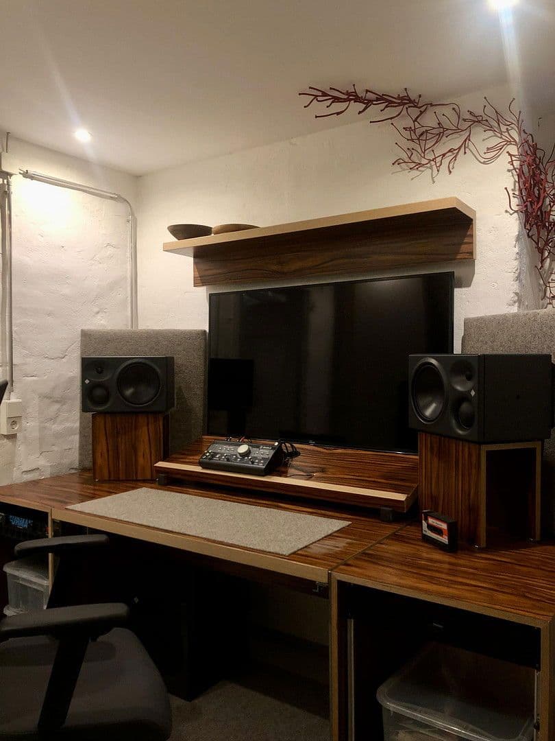 Pronájem kanceláře 135 m², Stuttgart, Bádensko-Württembersko Pronájem kanceláře 135 m², Stuttgart, Bádensko-Württembersko