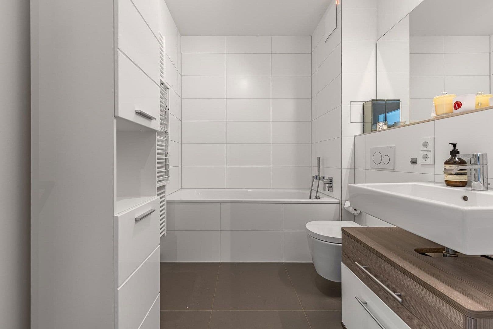 Prodej bytu 3+kk 88 m², Prinzregentenstr. 153, München, Bavorsko Prodej bytu 3+kk 88 m², Prinzregentenstr. 153, München, Bavorsko