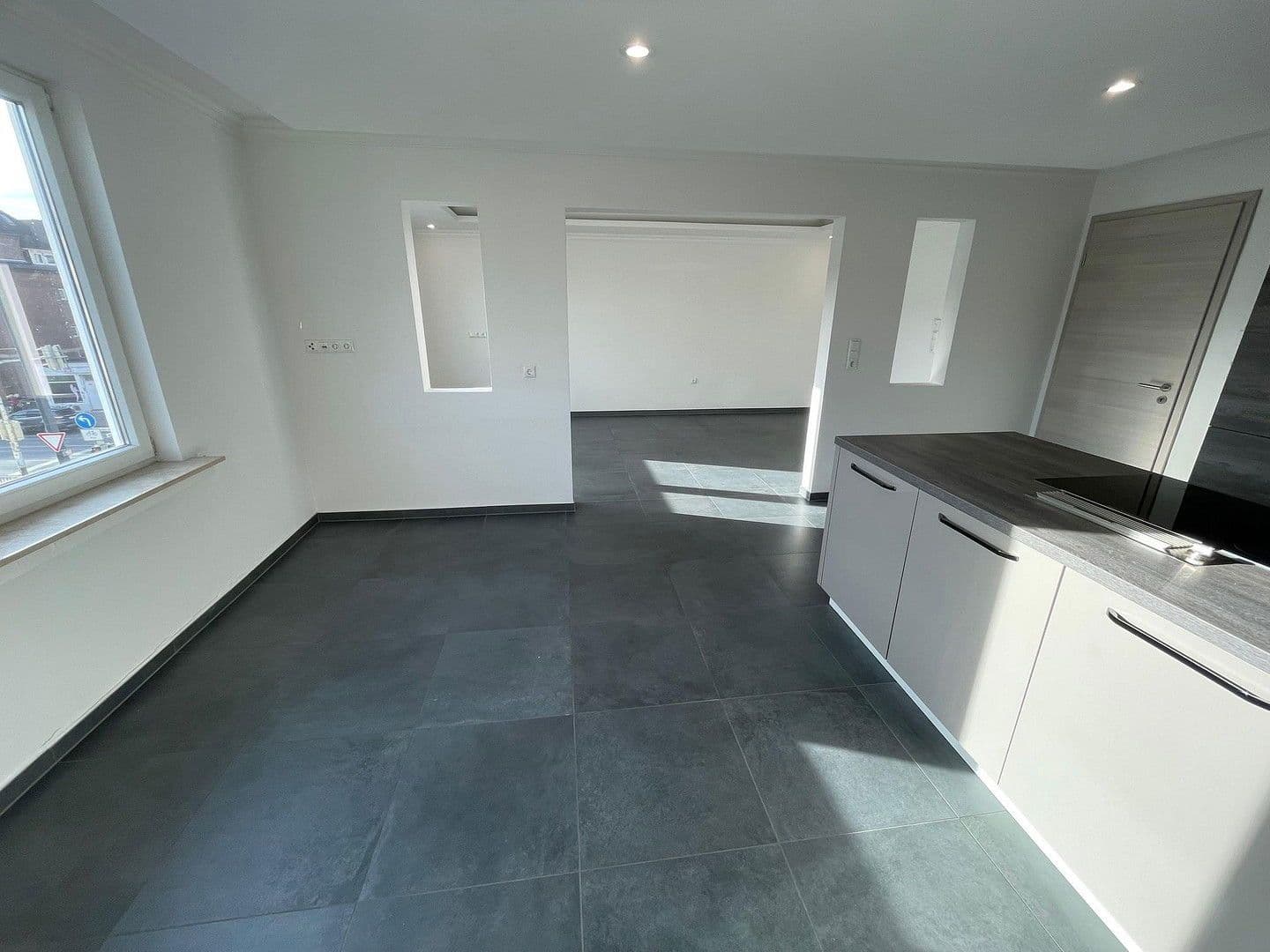Pronájem bytu 2+1 78 m², Kornstraße 14, Bremen, Bremen Pronájem bytu 2+1 78 m², Kornstraße 14, Bremen, Bremen
