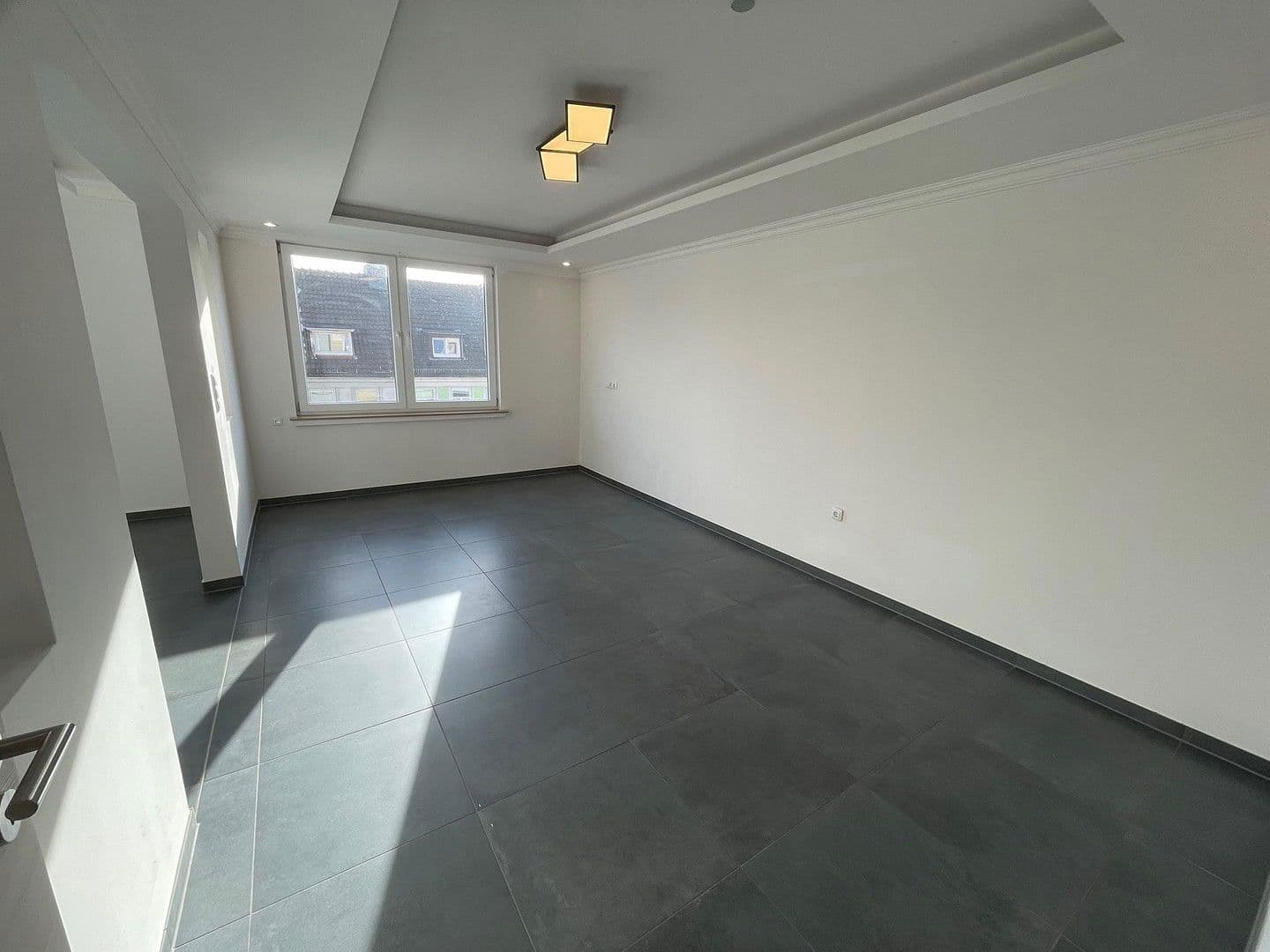 Pronájem bytu 2+1 78 m², Kornstraße 14, Bremen, Bremen Pronájem bytu 2+1 78 m², Kornstraße 14, Bremen, Bremen