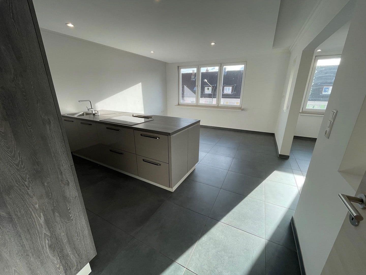 Pronájem bytu 2+1 78 m², Kornstraße 14, Bremen, Bremen Pronájem bytu 2+1 78 m², Kornstraße 14, Bremen, Bremen