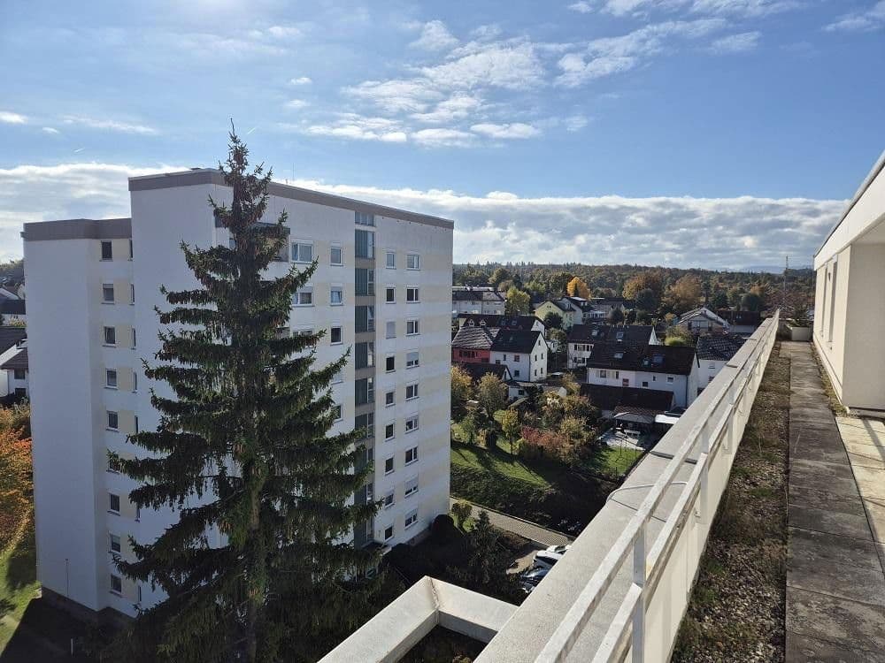 Prodej bytu 5+1 187 m², Jägerweg 5, Waldbronn, Bádensko-Württembersko Prodej bytu 5+1 187 m², Jägerweg 5, Waldbronn, Bádensko-Württembersko