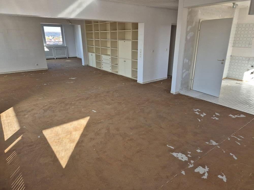 Prodej bytu 5+1 187 m², Jägerweg 5, Waldbronn, Bádensko-Württembersko Prodej bytu 5+1 187 m², Jägerweg 5, Waldbronn, Bádensko-Württembersko