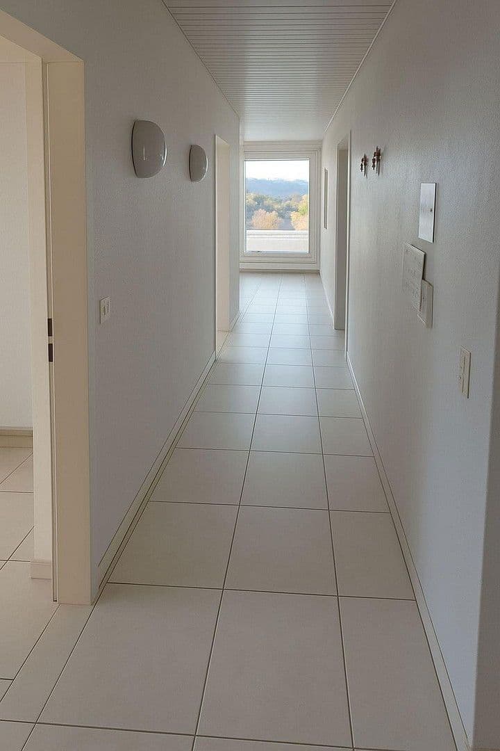 Prodej bytu 5+1 187 m², Jägerweg 5, Waldbronn, Bádensko-Württembersko Prodej bytu 5+1 187 m², Jägerweg 5, Waldbronn, Bádensko-Württembersko