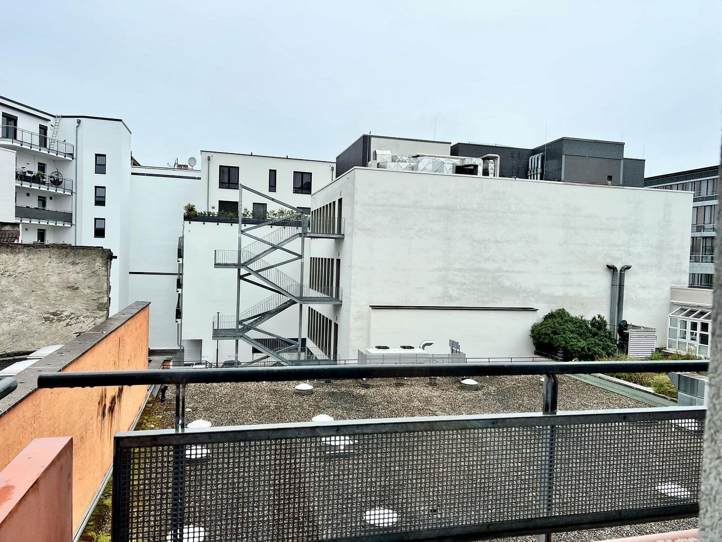 Pronájem bytu 3+1 90 m², Karlsruhe, Bádensko-Württembersko Pronájem bytu 3+1 90 m², Karlsruhe, Bádensko-Württembersko