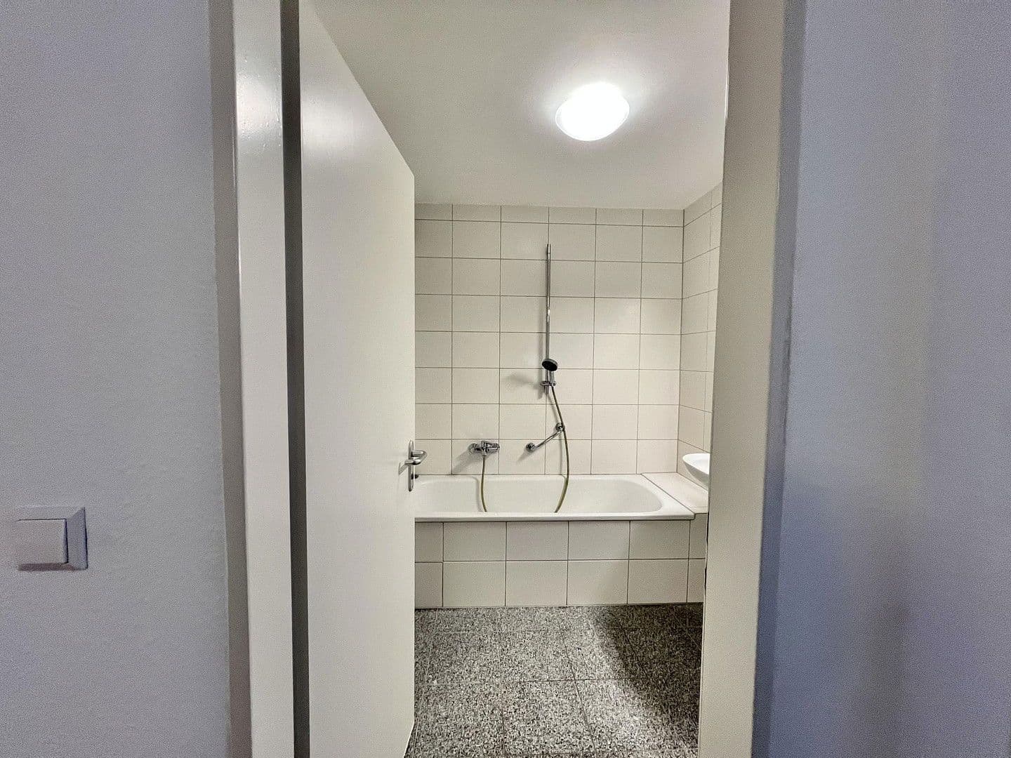 Pronájem bytu 3+1 90 m², Karlsruhe, Bádensko-Württembersko Pronájem bytu 3+1 90 m², Karlsruhe, Bádensko-Württembersko