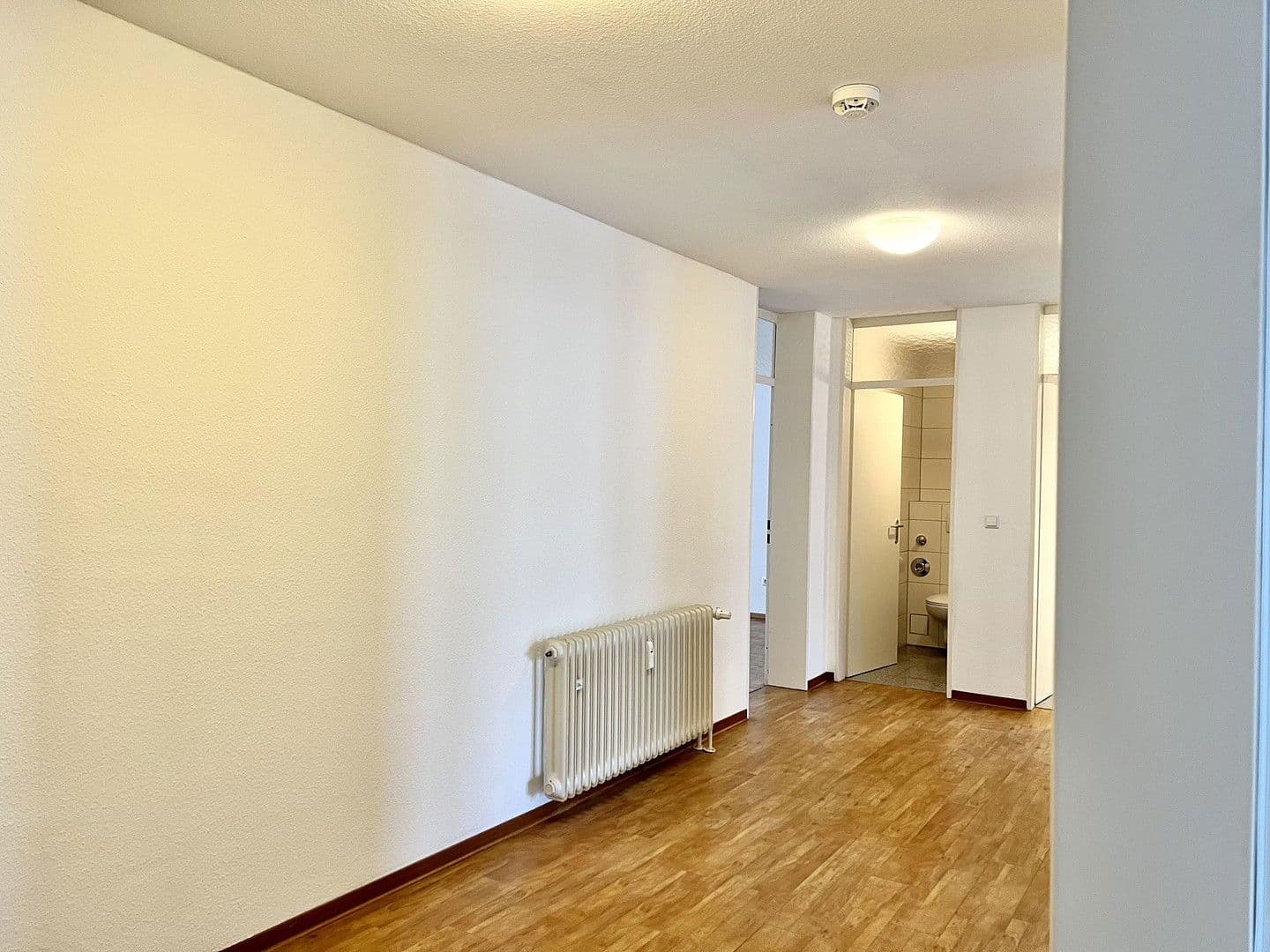 Pronájem bytu 3+1 90 m², Karlsruhe, Bádensko-Württembersko Pronájem bytu 3+1 90 m², Karlsruhe, Bádensko-Württembersko