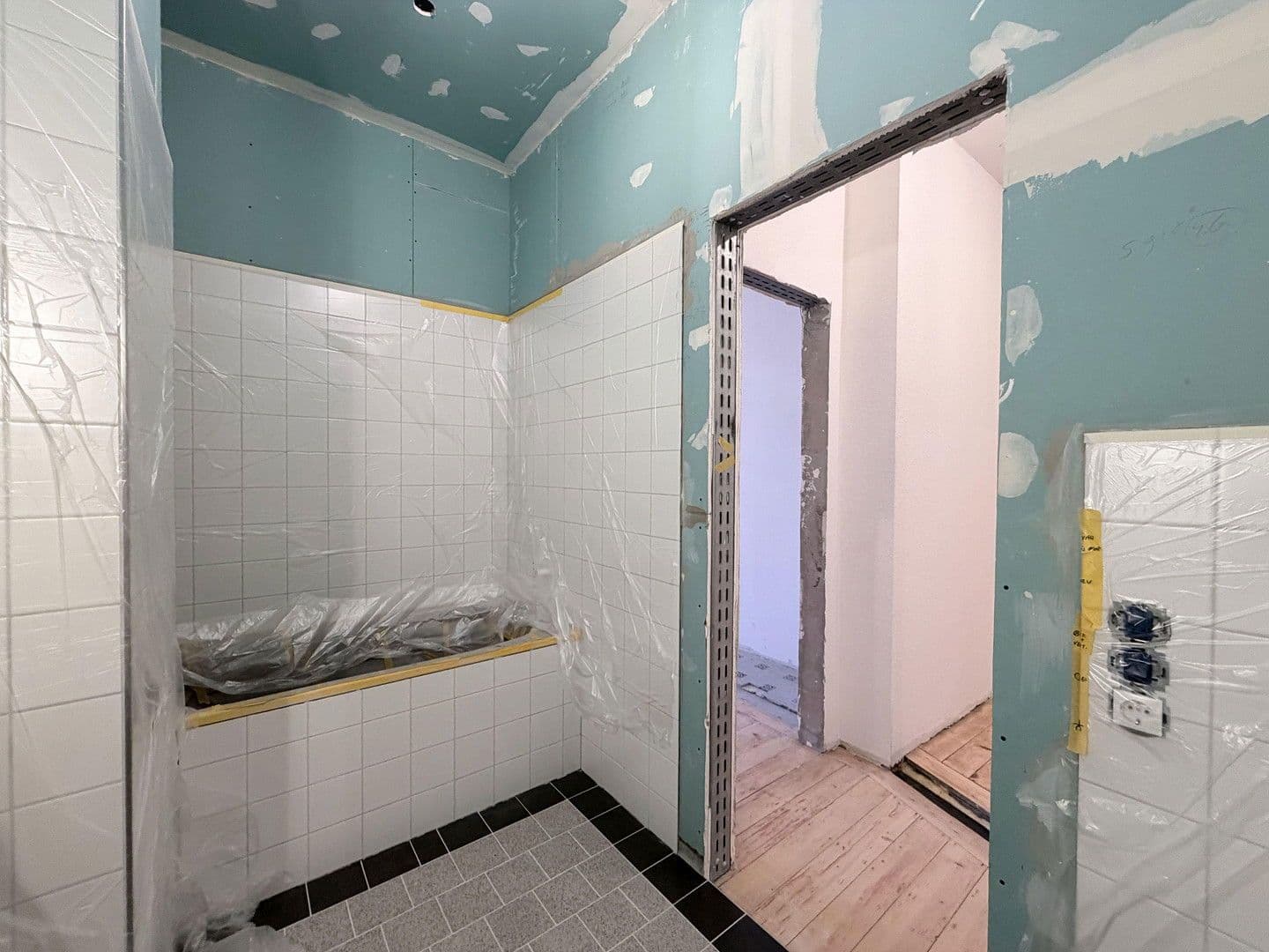 Pronájem bytu 2+1 69 m², Gerwigstr. 35, Karlsruhe, Bádensko-Württembersko Pronájem bytu 2+1 69 m², Gerwigstr. 35, Karlsruhe, Bádensko-Württembersko