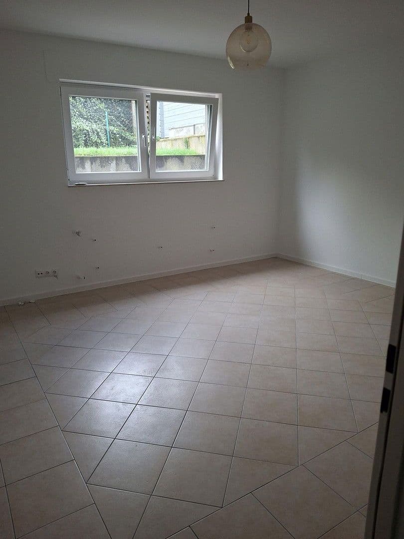 Pronájem bytu 2+1 75 m², Bruchköbel, Hessen Pronájem bytu 2+1 75 m², Bruchköbel, Hessen