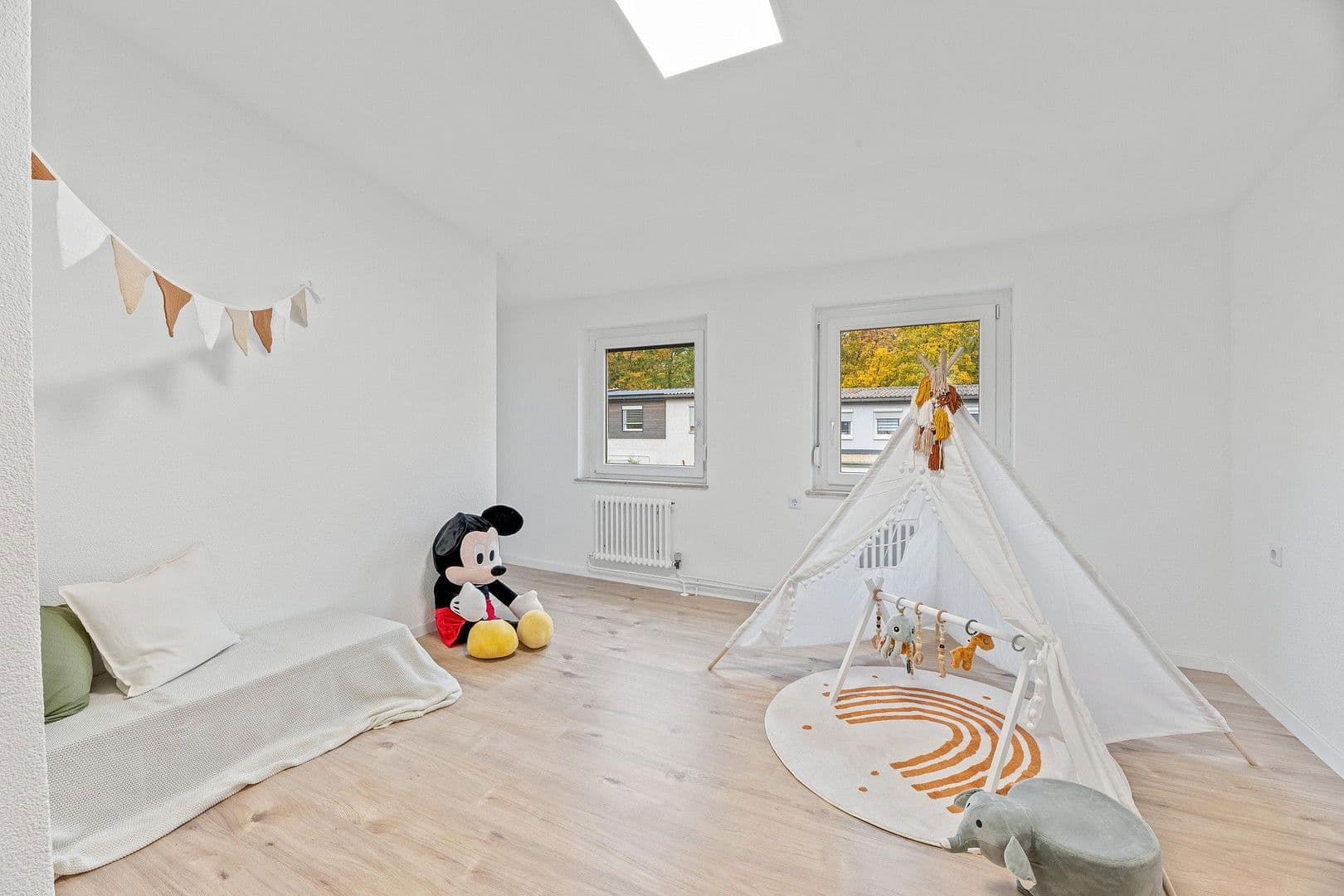 Prodej domu 82 m², pozemek 143 m², Reutlingen, Bádensko-Württembersko Prodej domu 82 m², pozemek 143 m², Reutlingen, Bádensko-Württembersko