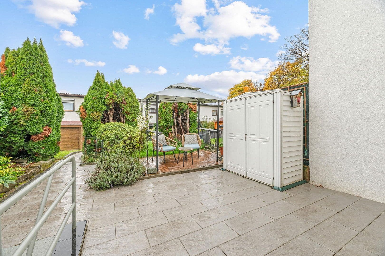 Prodej domu 82 m², pozemek 143 m², Reutlingen, Bádensko-Württembersko Prodej domu 82 m², pozemek 143 m², Reutlingen, Bádensko-Württembersko