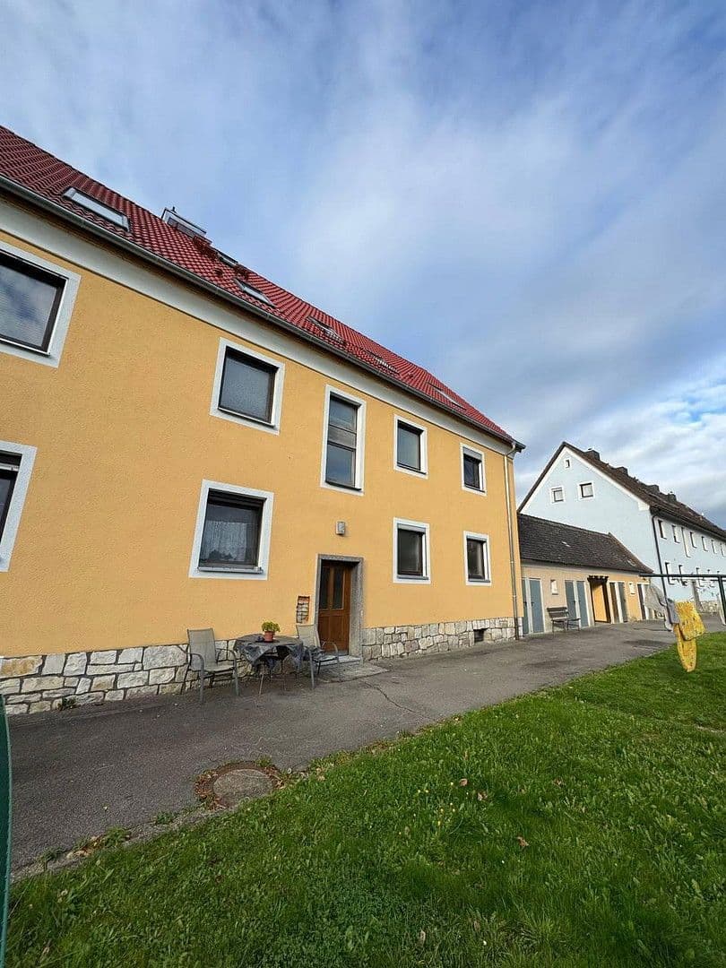 Prodej bytu 2+1 49 m², Sulzbach-Rosenberg, Bavorsko Prodej bytu 2+1 49 m², Sulzbach-Rosenberg, Bavorsko