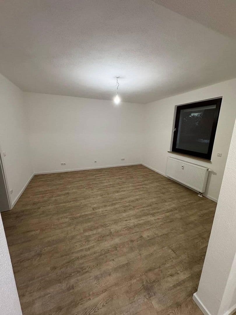 Prodej bytu 2+1 49 m², Sulzbach-Rosenberg, Bavorsko Prodej bytu 2+1 49 m², Sulzbach-Rosenberg, Bavorsko