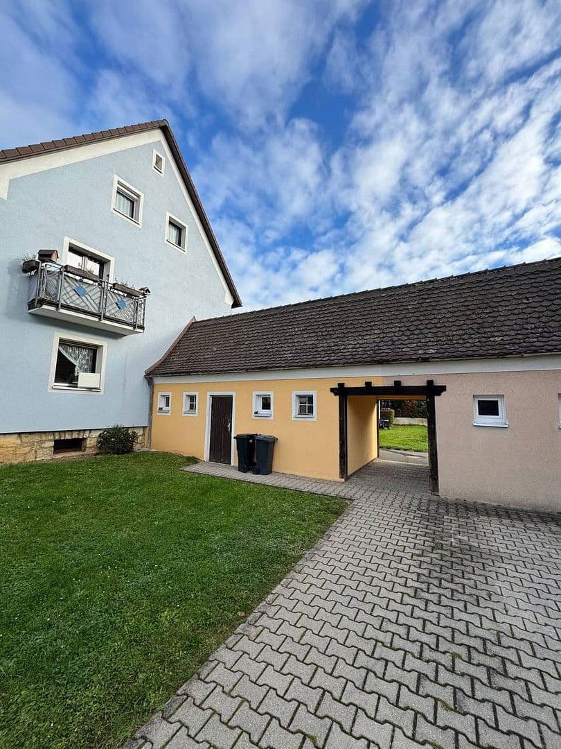 Prodej bytu 2+1 49 m², Sulzbach-Rosenberg, Bavorsko Prodej bytu 2+1 49 m², Sulzbach-Rosenberg, Bavorsko
