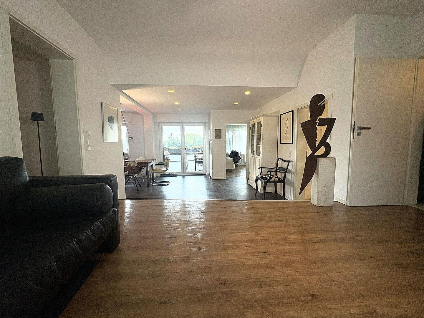 Prodej domu 300 m², pozemek 652 m², Dietzenbach, Hessen Prodej domu 300 m², pozemek 652 m², Dietzenbach, Hessen