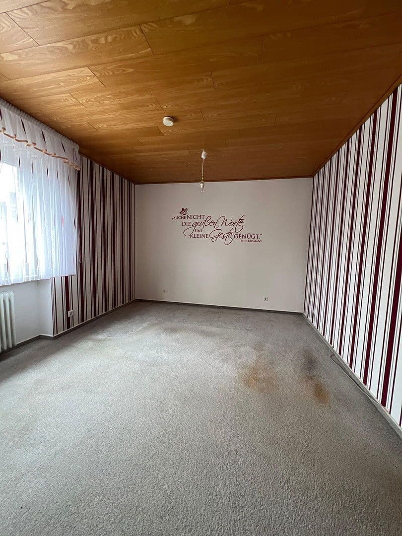Pronájem bytu 4+1 90 m², Uetze, Dolní Sasko Pronájem bytu 4+1 90 m², Uetze, Dolní Sasko