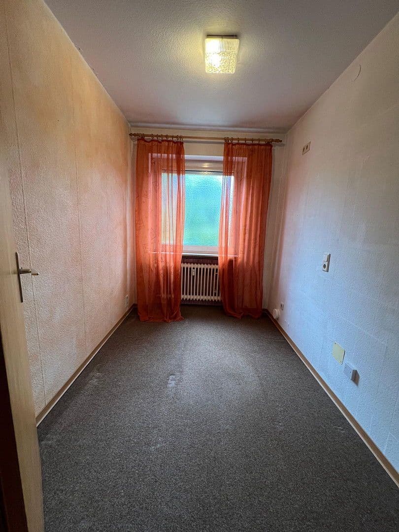 Pronájem bytu 4+1 90 m², Uetze, Dolní Sasko Pronájem bytu 4+1 90 m², Uetze, Dolní Sasko