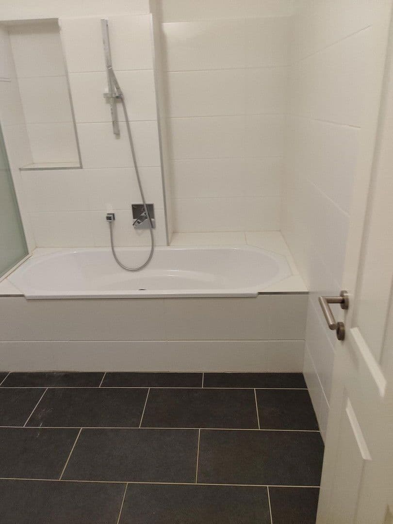 Prodej bytu 3+1 77 m², Pötzleinsdorfer Straße, Wien, Wien Prodej bytu 3+1 77 m², Pötzleinsdorfer Straße, Wien, Wien