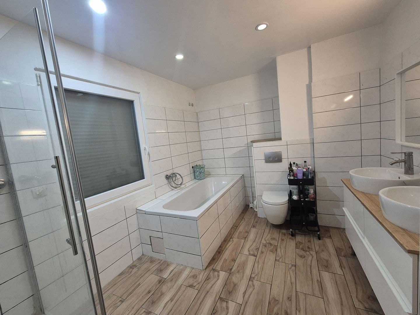 Pronájem domu 160 m², pozemek 200 m², Karben, Hessen Pronájem domu 160 m², pozemek 200 m², Karben, Hessen