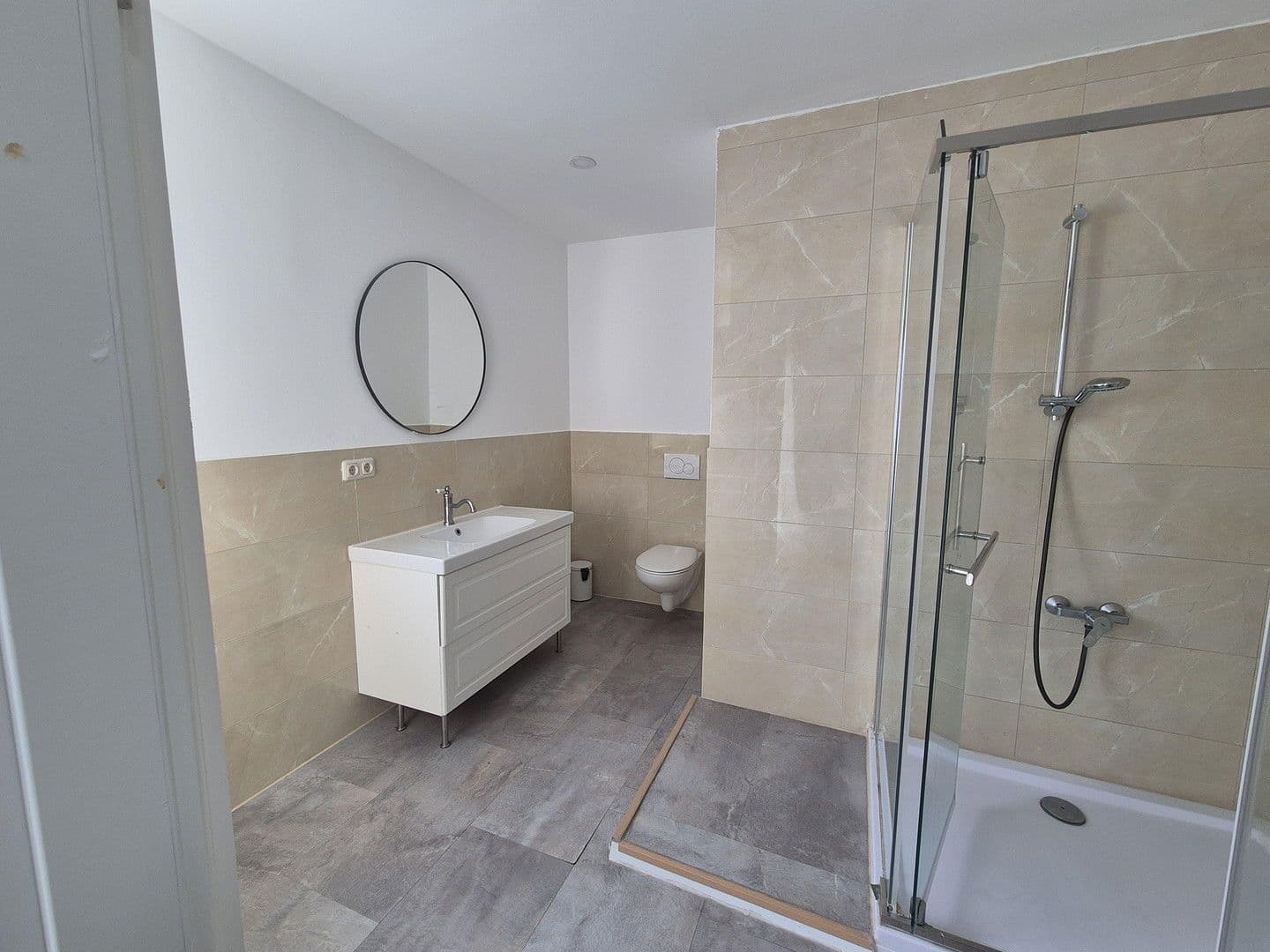 Pronájem domu 160 m², pozemek 200 m², Karben, Hessen Pronájem domu 160 m², pozemek 200 m², Karben, Hessen