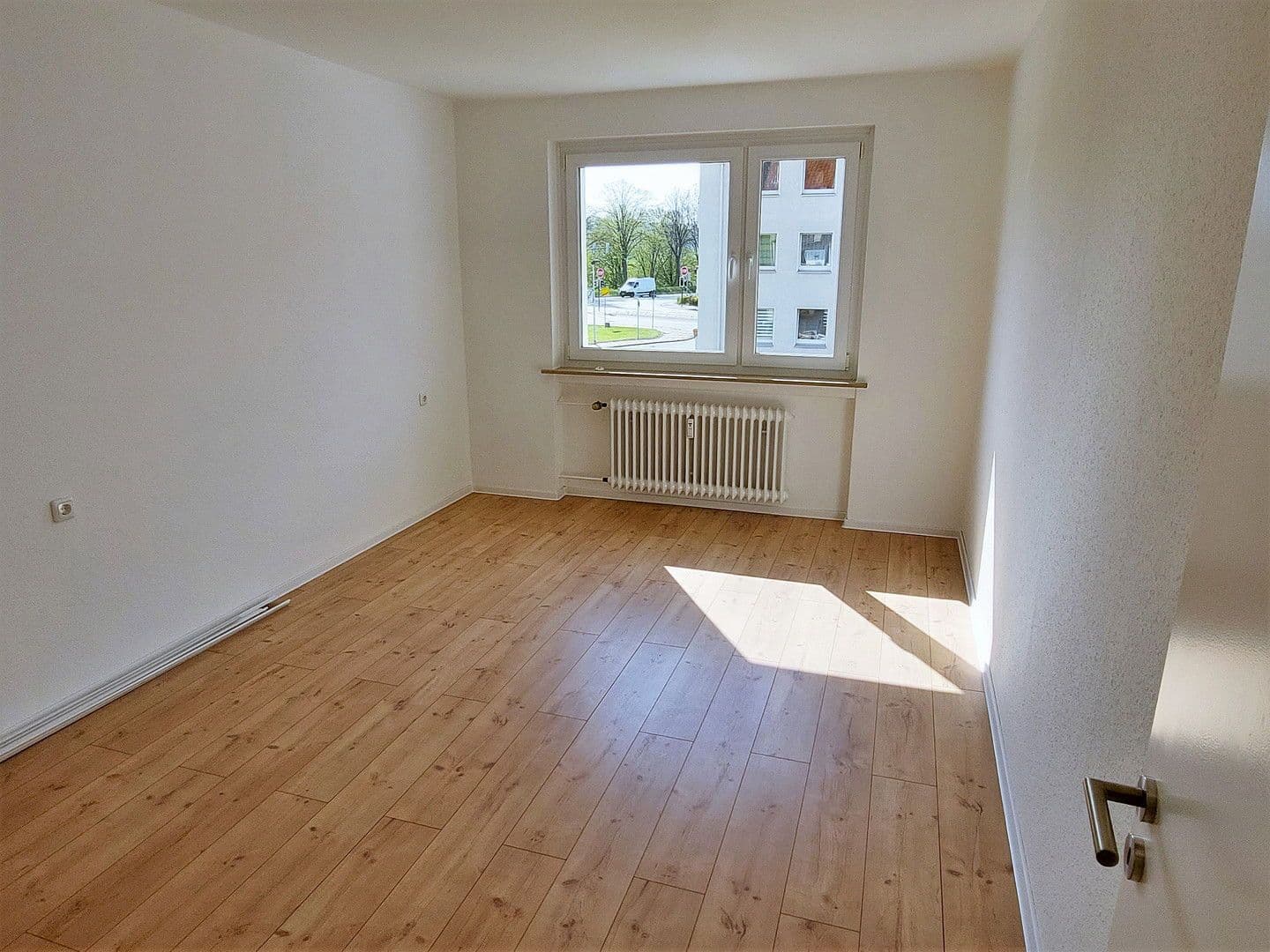 Pronájem bytu 4+1 69 m², Hameln, Dolní Sasko Pronájem bytu 4+1 69 m², Hameln, Dolní Sasko
