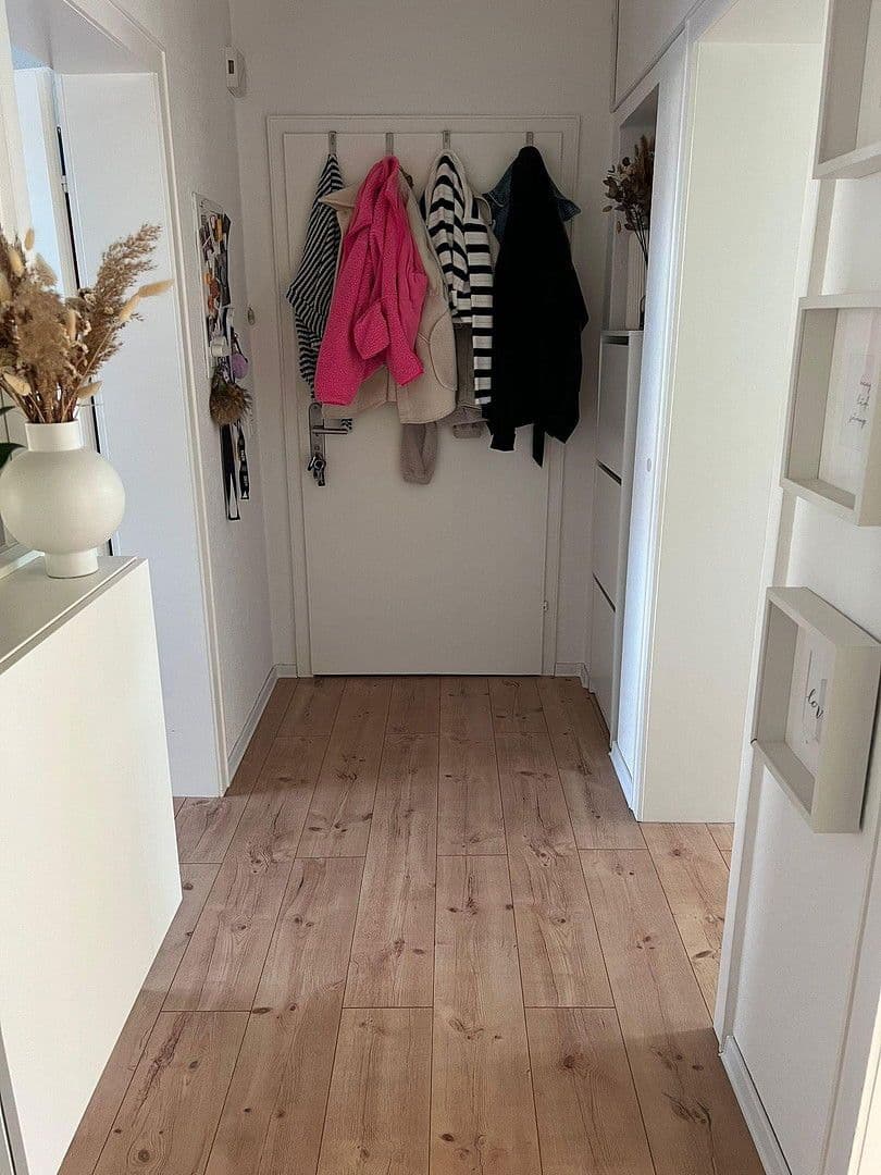 Pronájem bytu 4+1 69 m², Hameln, Dolní Sasko Pronájem bytu 4+1 69 m², Hameln, Dolní Sasko