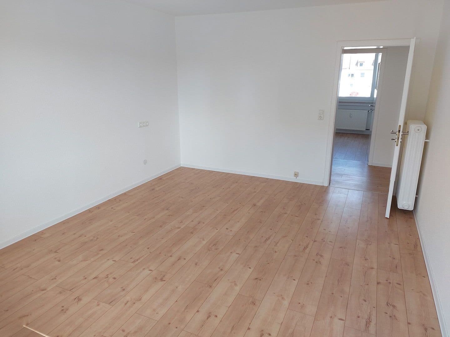Pronájem bytu 4+1 69 m², Hameln, Dolní Sasko Pronájem bytu 4+1 69 m², Hameln, Dolní Sasko