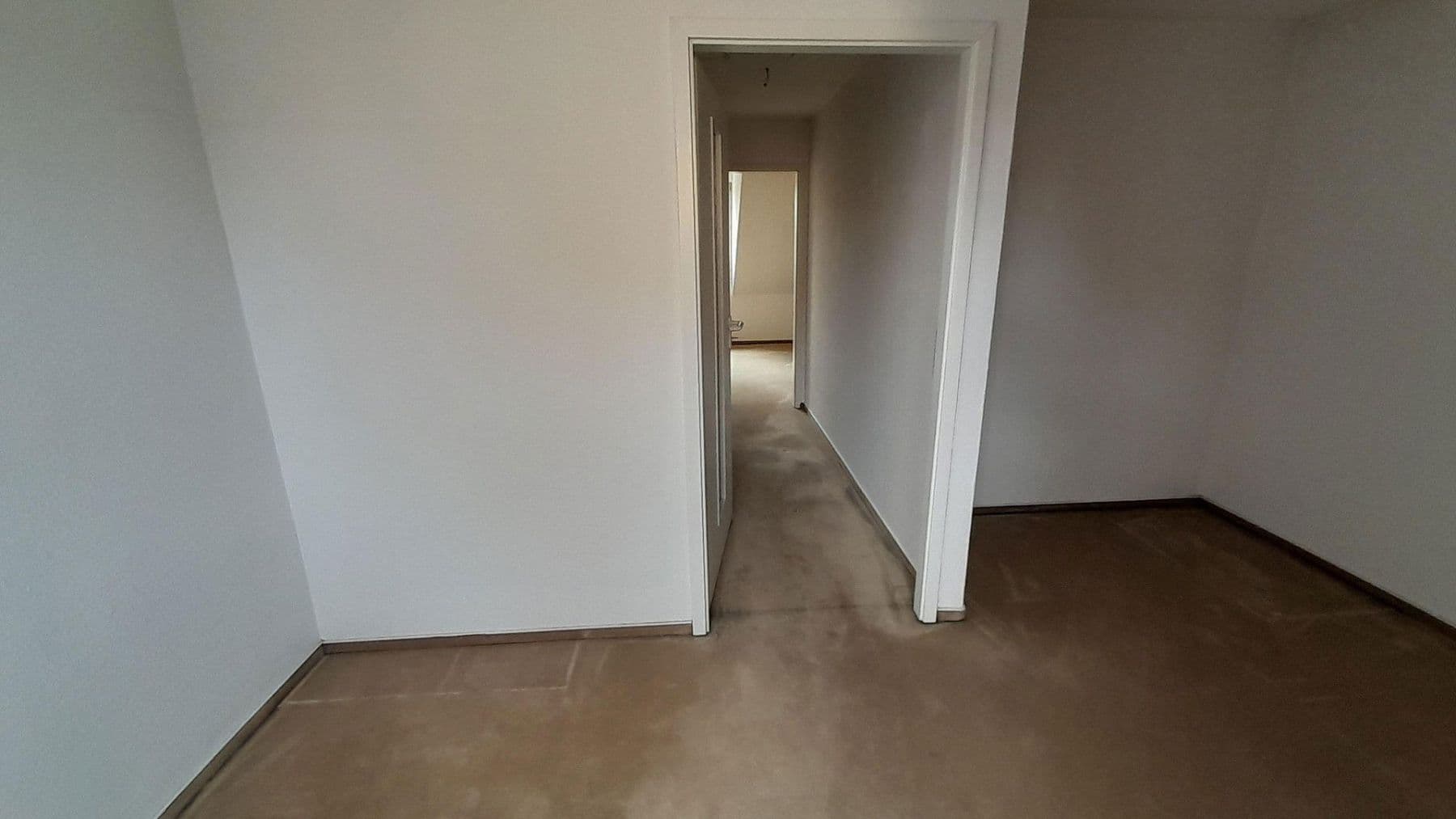 Prodej domu 117 m², pozemek 134 m², Falkensee, Braniborsko Prodej domu 117 m², pozemek 134 m², Falkensee, Braniborsko