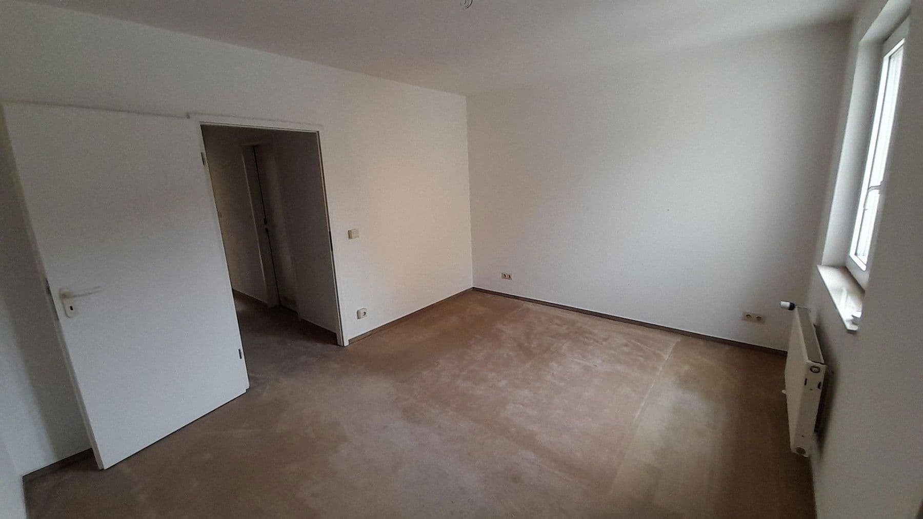 Prodej domu 117 m², pozemek 134 m², Falkensee, Braniborsko Prodej domu 117 m², pozemek 134 m², Falkensee, Braniborsko