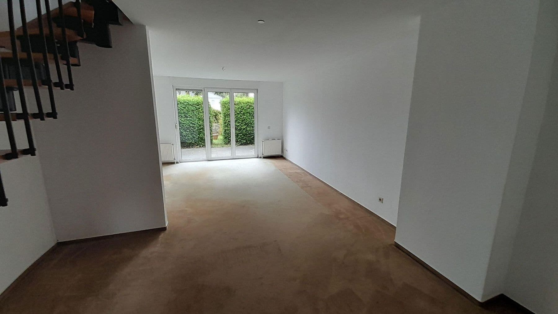 Prodej domu 117 m², pozemek 134 m², Falkensee, Braniborsko Prodej domu 117 m², pozemek 134 m², Falkensee, Braniborsko