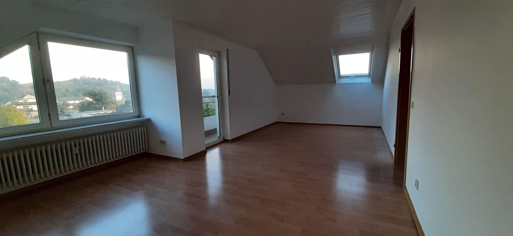 Pronájem bytu 2+1 75 m², Königsfeld, Porýní-Falc Pronájem bytu 2+1 75 m², Königsfeld, Porýní-Falc