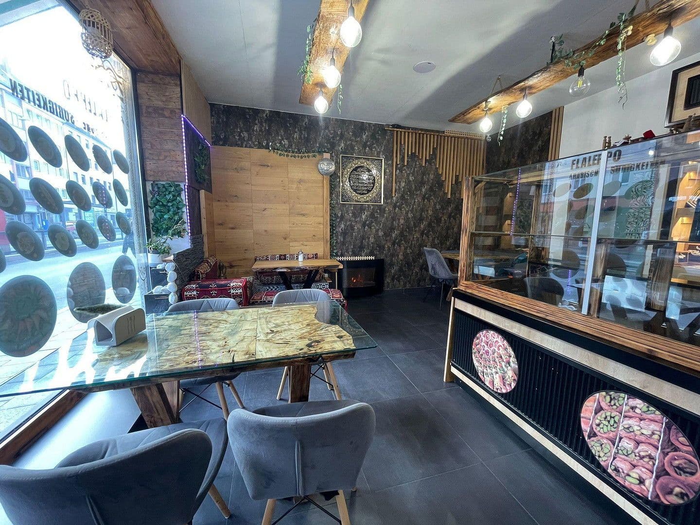 Pronájem nebytového prostoru 100 m², Sulzbacher Str. 97, Nürnberg, Bavorsko Pronájem nebytového prostoru 100 m², Sulzbacher Str. 97, Nürnberg, Bavorsko