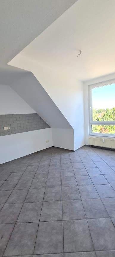 Pronájem bytu 3+1 80 m², Zwenkauer Str. 15, Markranstädt, Sasko Pronájem bytu 3+1 80 m², Zwenkauer Str. 15, Markranstädt, Sasko