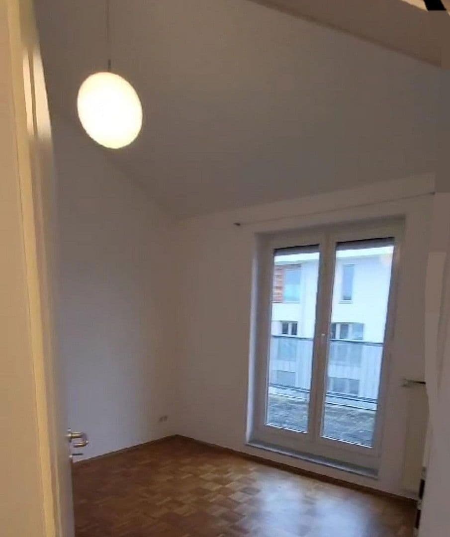 Prodej bytu 3+1 102 m², Kassel Wilhelmshöhe, Hessen Prodej bytu 3+1 102 m², Kassel Wilhelmshöhe, Hessen