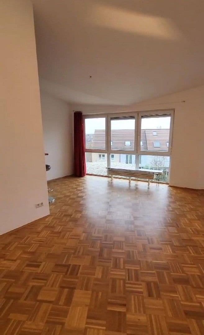 Prodej bytu 3+1 102 m², Kassel Wilhelmshöhe, Hessen Prodej bytu 3+1 102 m², Kassel Wilhelmshöhe, Hessen