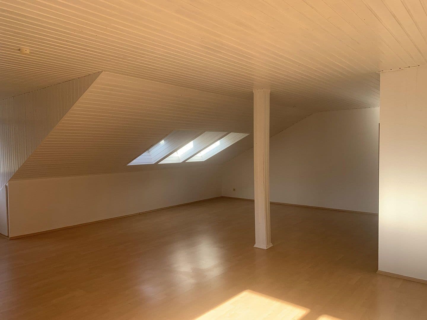 Prodej bytu 4+1 142 m², Schweizertalstraße 30, Heidelberg, Bádensko-Württembersko Prodej bytu 4+1 142 m², Schweizertalstraße 30, Heidelberg, Bádensko-Württembersko