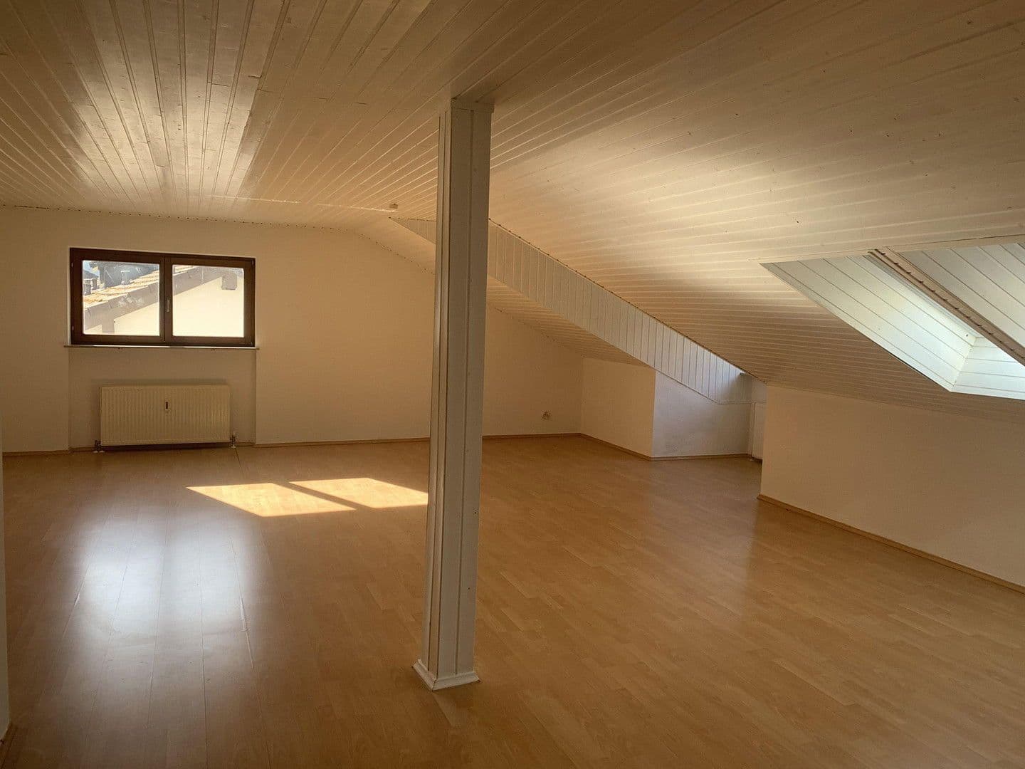 Prodej bytu 4+1 142 m², Schweizertalstraße 30, Heidelberg, Bádensko-Württembersko Prodej bytu 4+1 142 m², Schweizertalstraße 30, Heidelberg, Bádensko-Württembersko