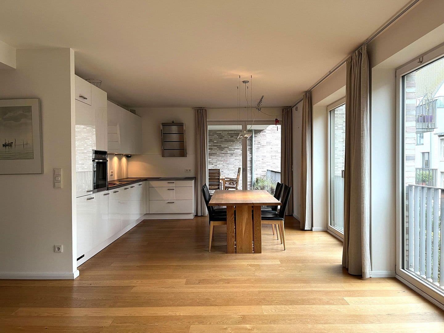 Prodej bytu 4+1 120 m², Hamburg, Hamburg Prodej bytu 4+1 120 m², Hamburg, Hamburg