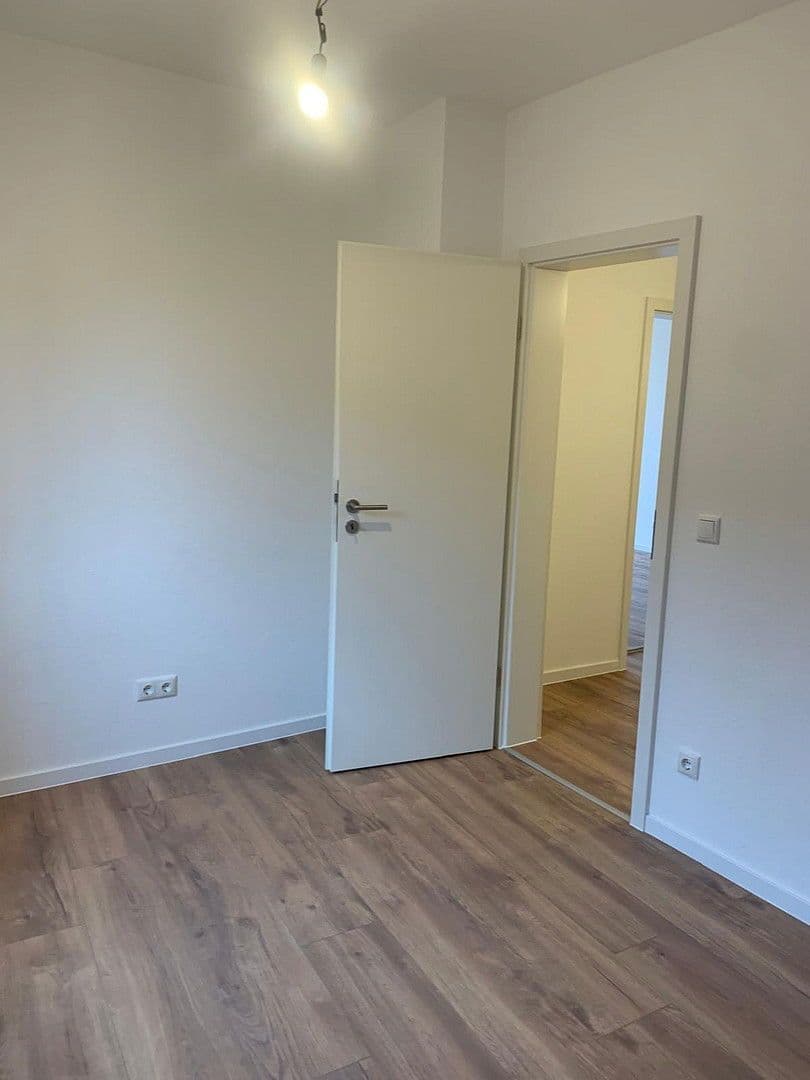 Pronájem bytu 2+1 50 m², Markstraße 20, Frankfurt am Main, Hessen Pronájem bytu 2+1 50 m², Markstraße 20, Frankfurt am Main, Hessen