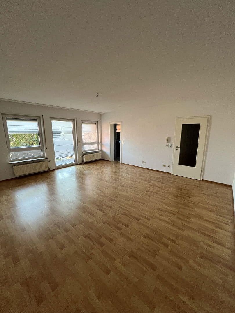 Prodej bytu 3+1 91 m², St. Leon-Rot, Bádensko-Württembersko Prodej bytu 3+1 91 m², St. Leon-Rot, Bádensko-Württembersko