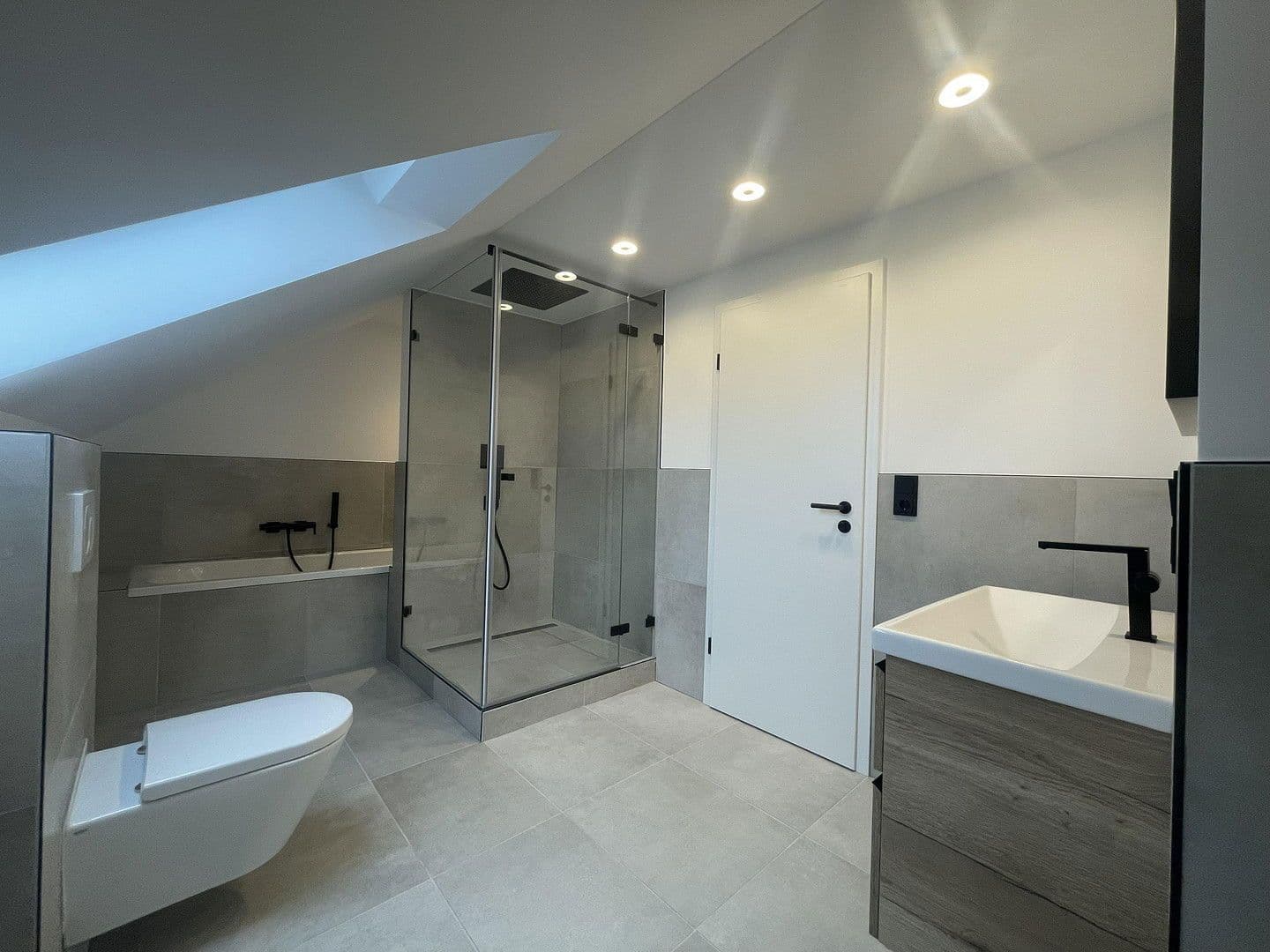 Prodej bytu 4+1 121 m², Herzogenaurach, Bavorsko Prodej bytu 4+1 121 m², Herzogenaurach, Bavorsko