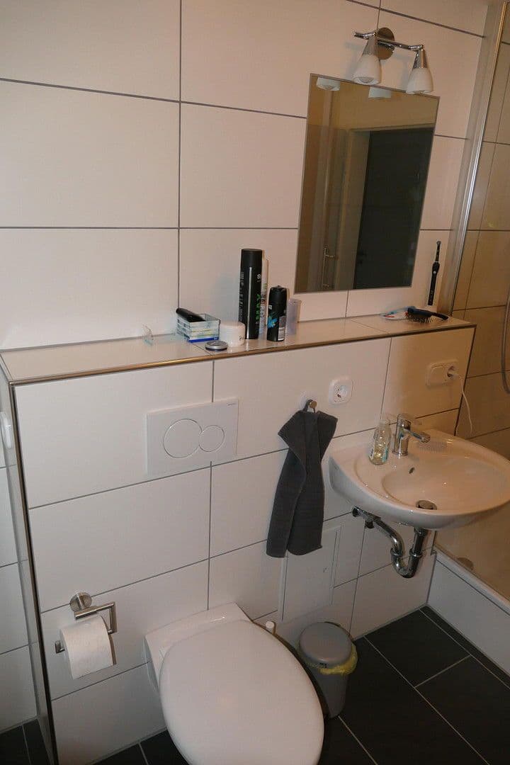 Pronájem bytu 1+1 40 m², Miesenheimerstr. 50, Plaidt, Porýní-Falc Pronájem bytu 1+1 40 m², Miesenheimerstr. 50, Plaidt, Porýní-Falc