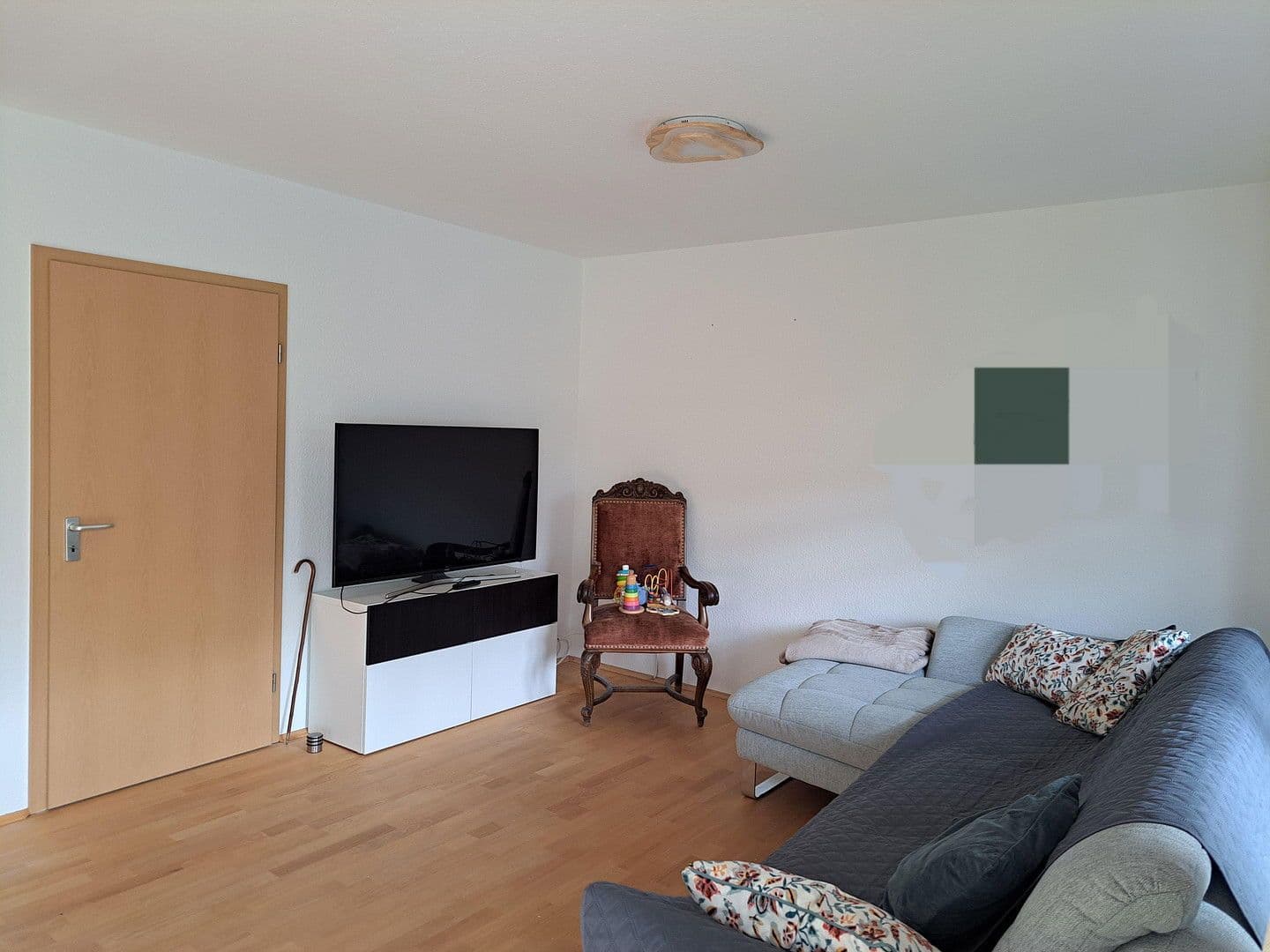 Pronájem domu 145 m², pozemek 220 m², An den Niederwiesen 65, Kassel, Hessen Pronájem domu 145 m², pozemek 220 m², An den Niederwiesen 65, Kassel, Hessen