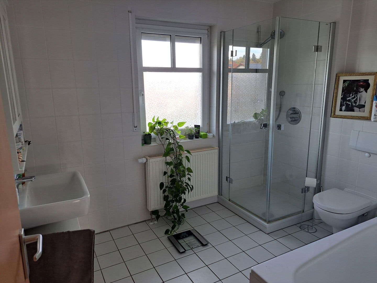 Pronájem domu 145 m², pozemek 220 m², An den Niederwiesen 65, Kassel, Hessen Pronájem domu 145 m², pozemek 220 m², An den Niederwiesen 65, Kassel, Hessen