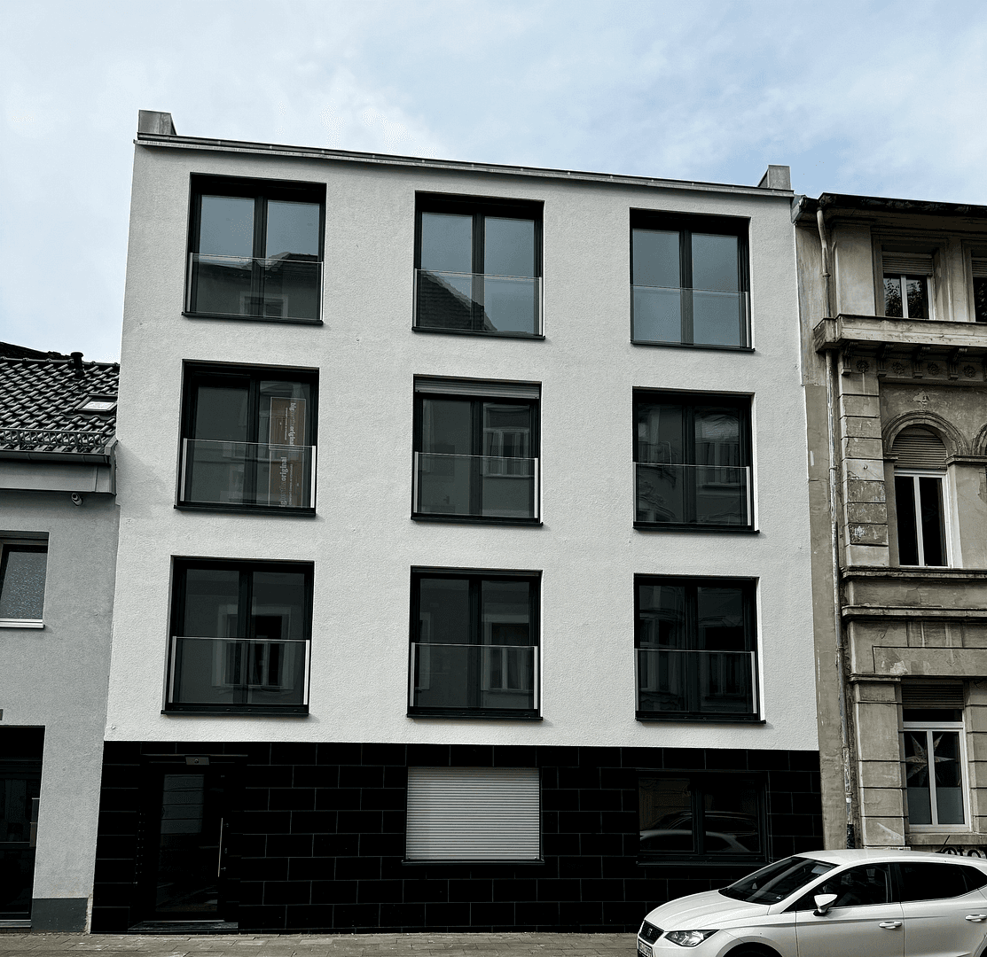 Pronájem bytu 1+1 45 m², Düsseldorfer Strasse 3, Köln, Severní Porýní-Vestfálsko Pronájem bytu 1+1 45 m², Düsseldorfer Strasse 3, Köln, Severní Porýní-Vestfálsko